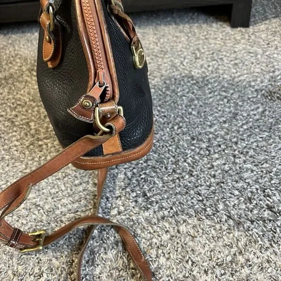 Dooney & Bourke Norfolk Crossbody Bag Handbag Purse Vintage Black Brown Leather - Picture 3 of 12